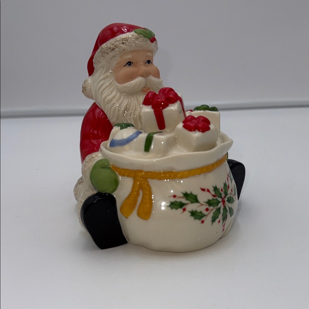Lenox Holiday Santa Covered Candy Dish.